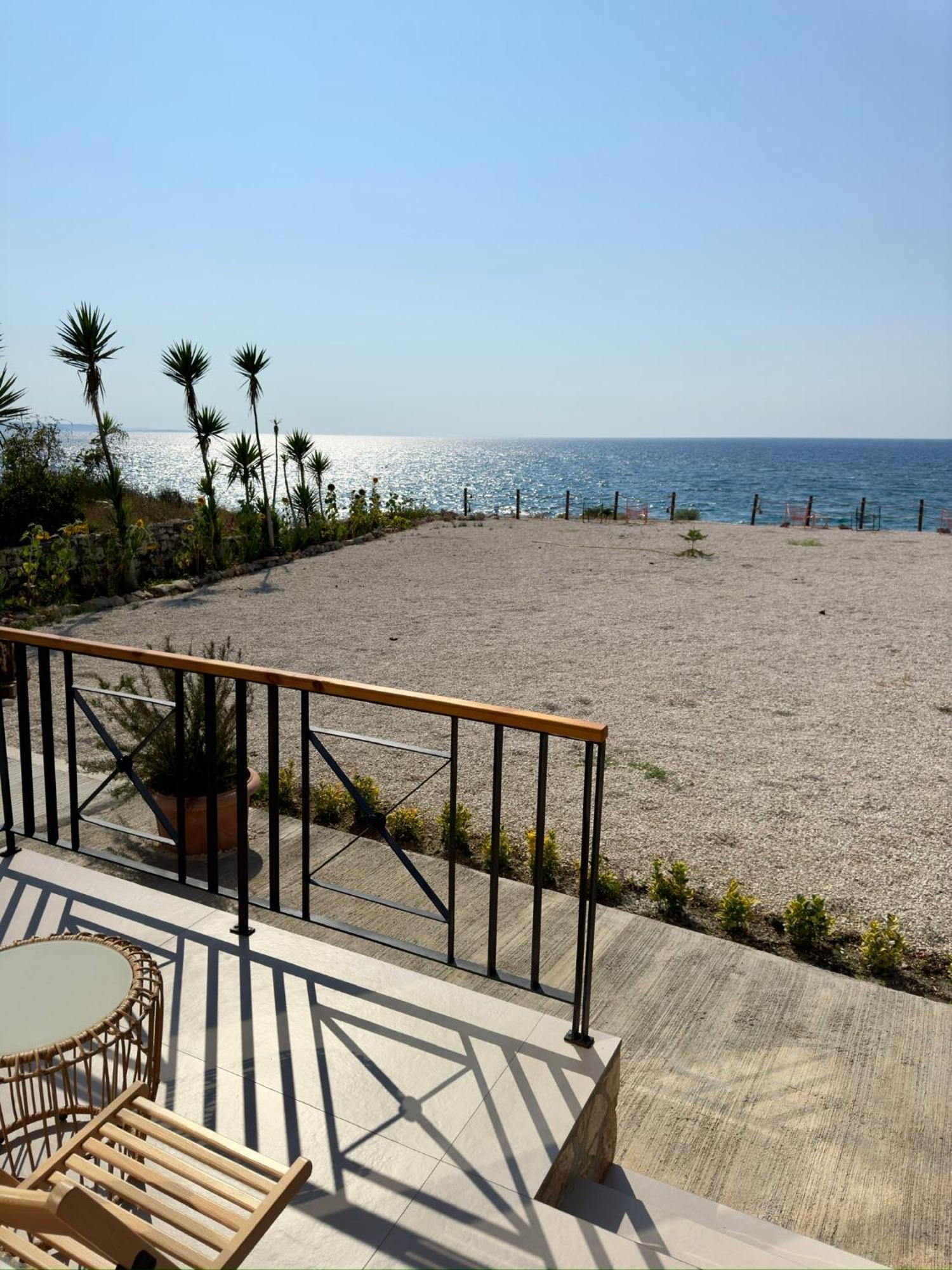 Orb Inn Sarandë Buitenkant foto