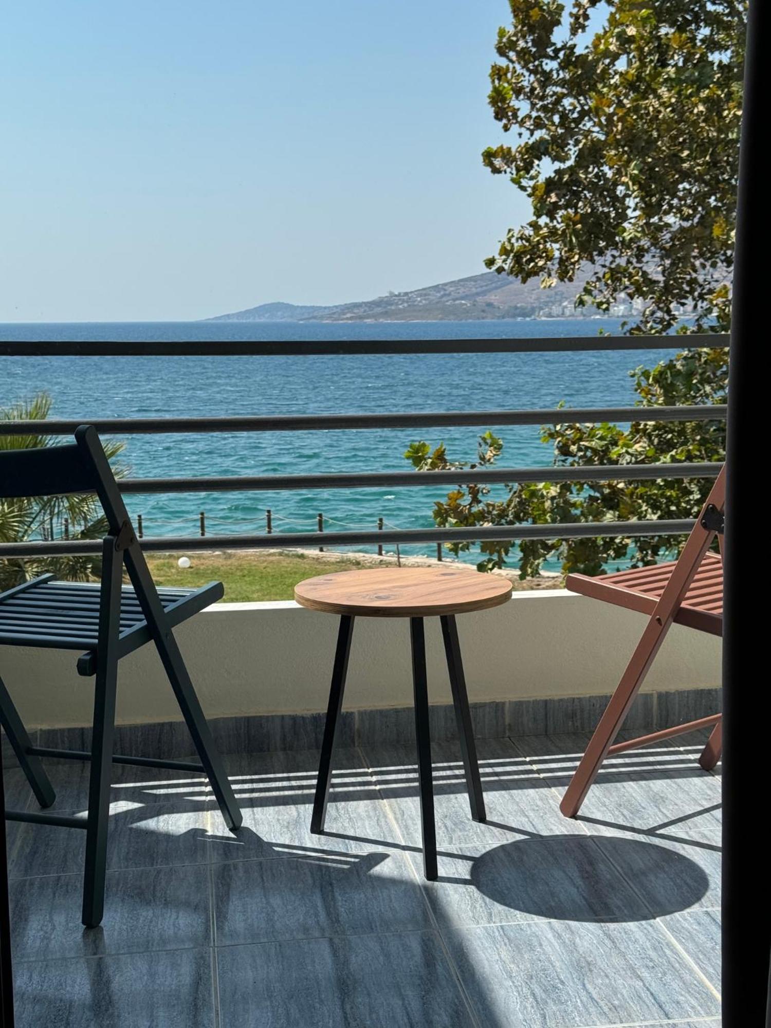 Orb Inn Sarandë Buitenkant foto